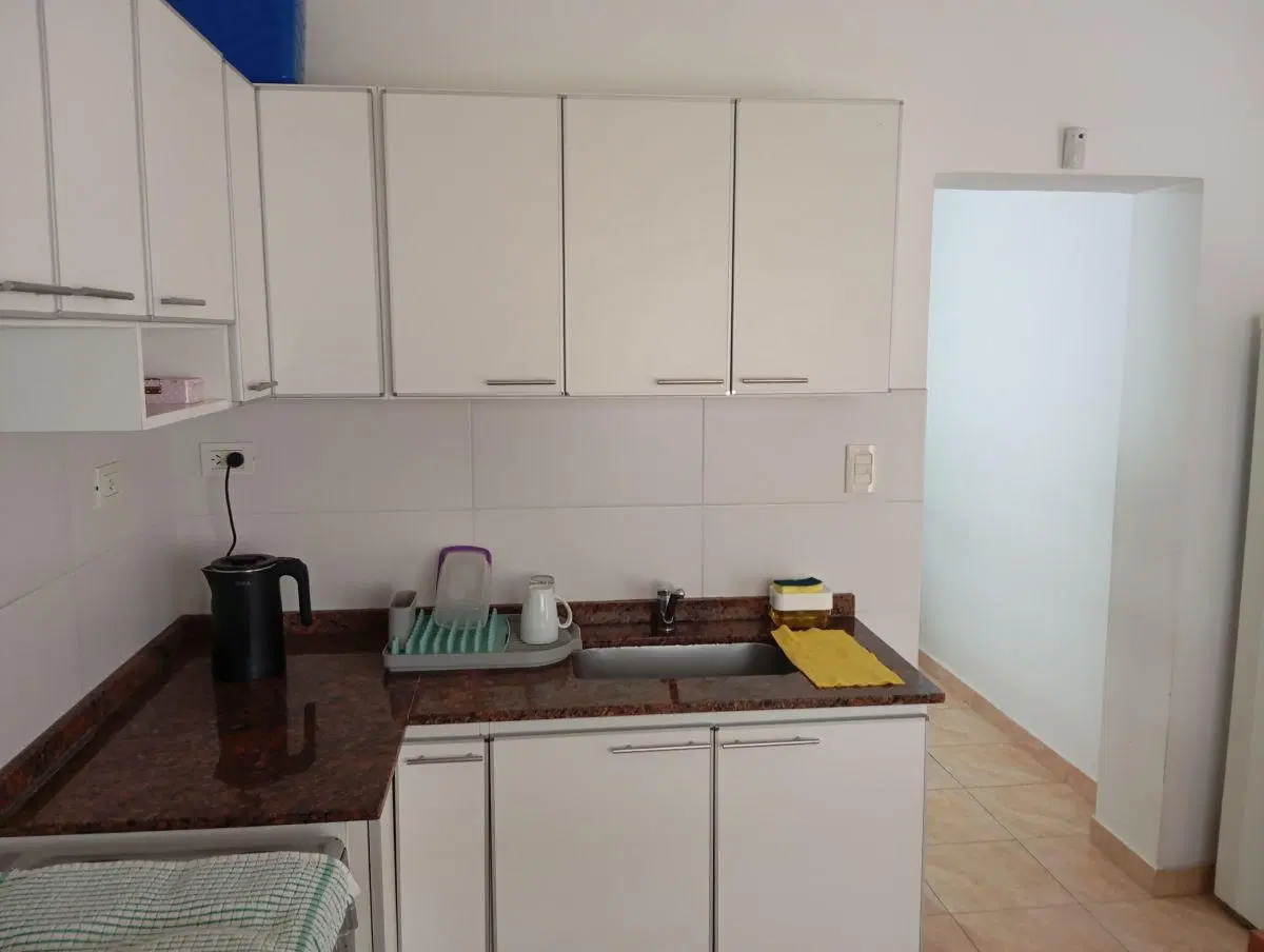 Alquiler casa en Haedo con cochera 4