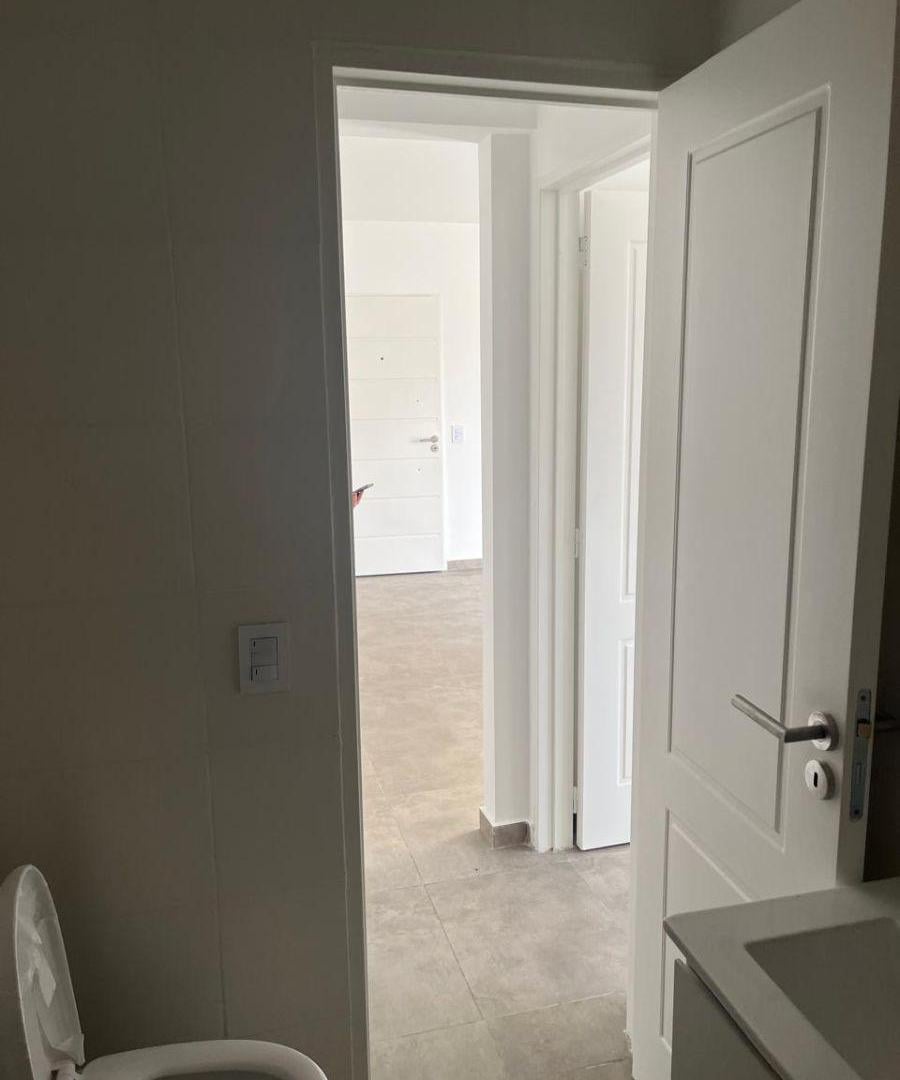 Foto de Departamento de 40 m² de 1 dormitorio en alquiler en Villa Luzuriaga, imagen 3