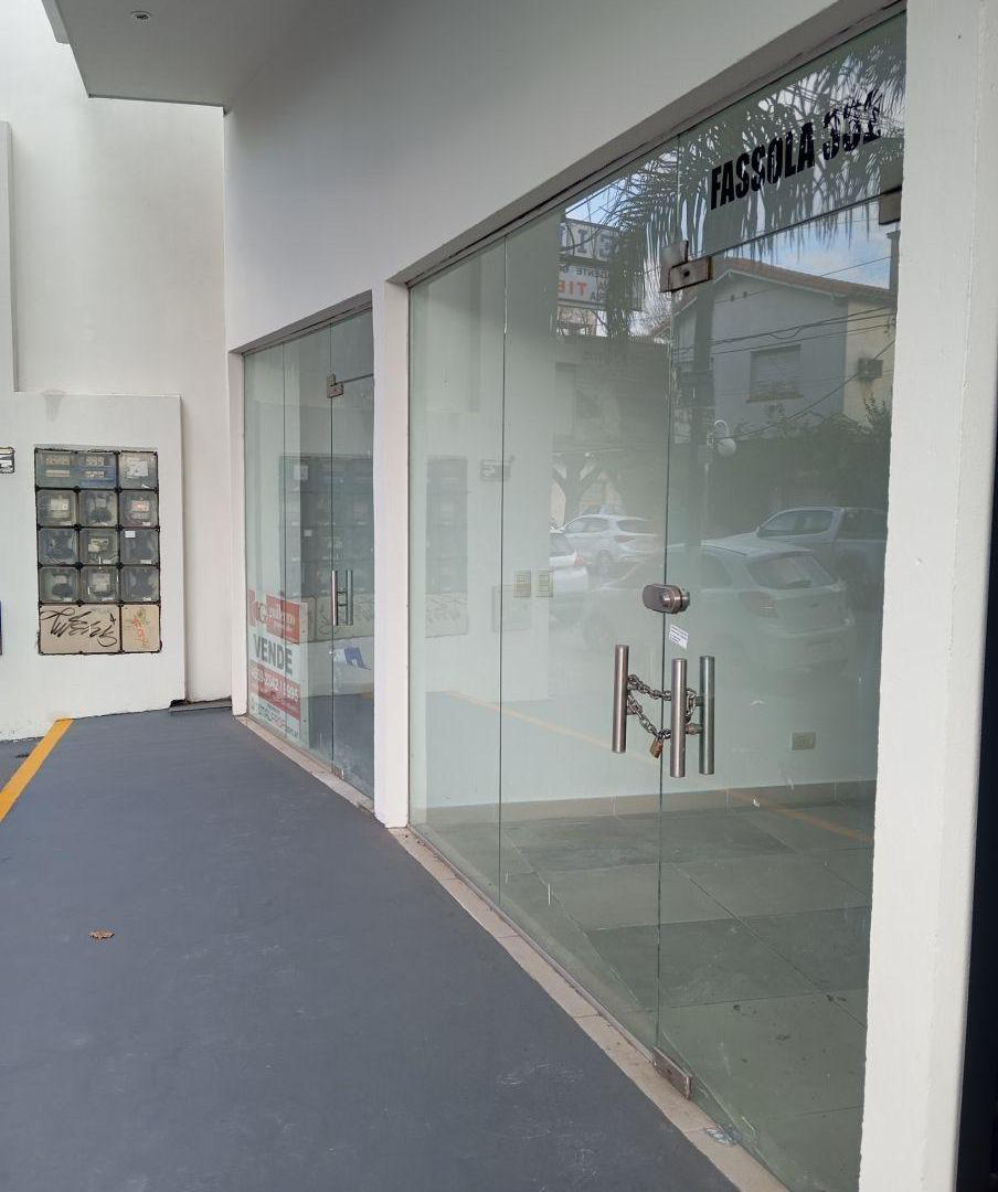 Foto de Local de 28 m² en alquiler en Haedo, imagen 3