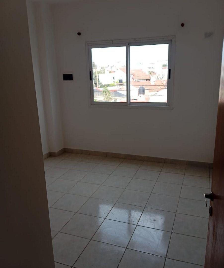 Foto de Departamento de 38 m² con 1 dormitorio en alquiler en Villa Luzuriaga, imagen 5