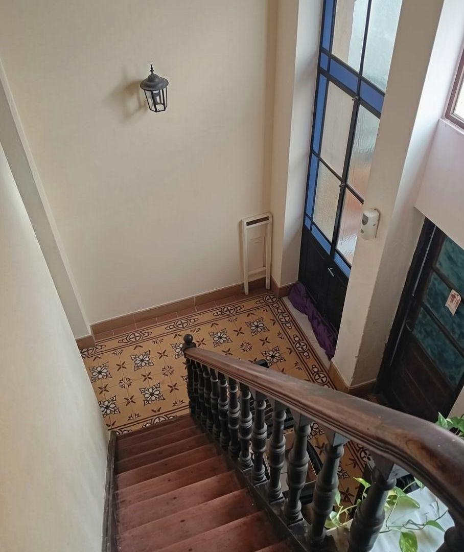 Foto de Casa antigua con 3 habitaciones en venta en Haedo, imagen 3