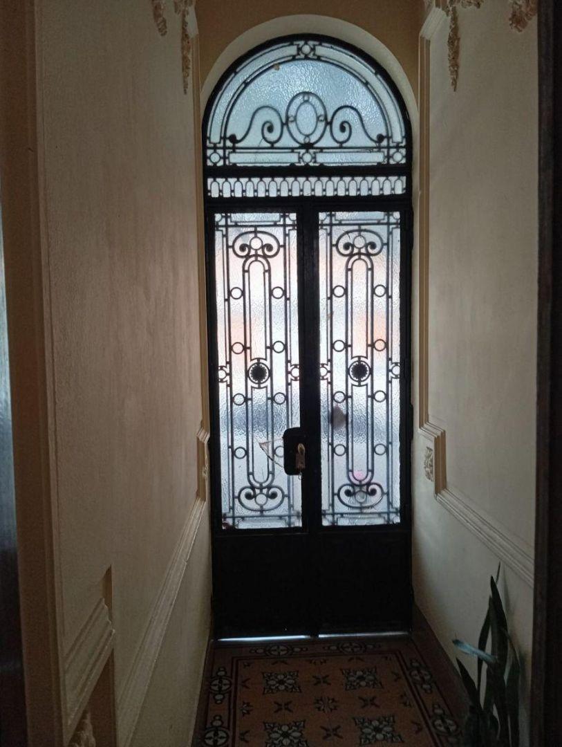 Foto de Casa antigua con 3 habitaciones en venta en Haedo, imagen 3