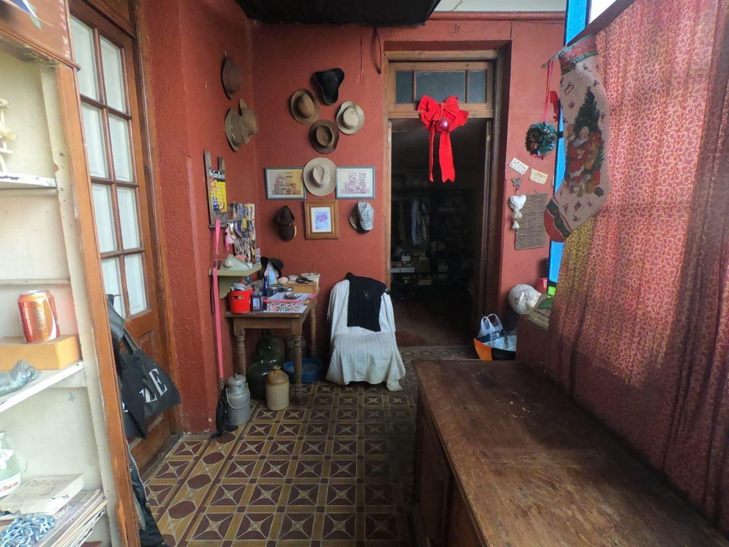Foto de Moron casa antigua ideal uso comercial o profesional., imagen 3