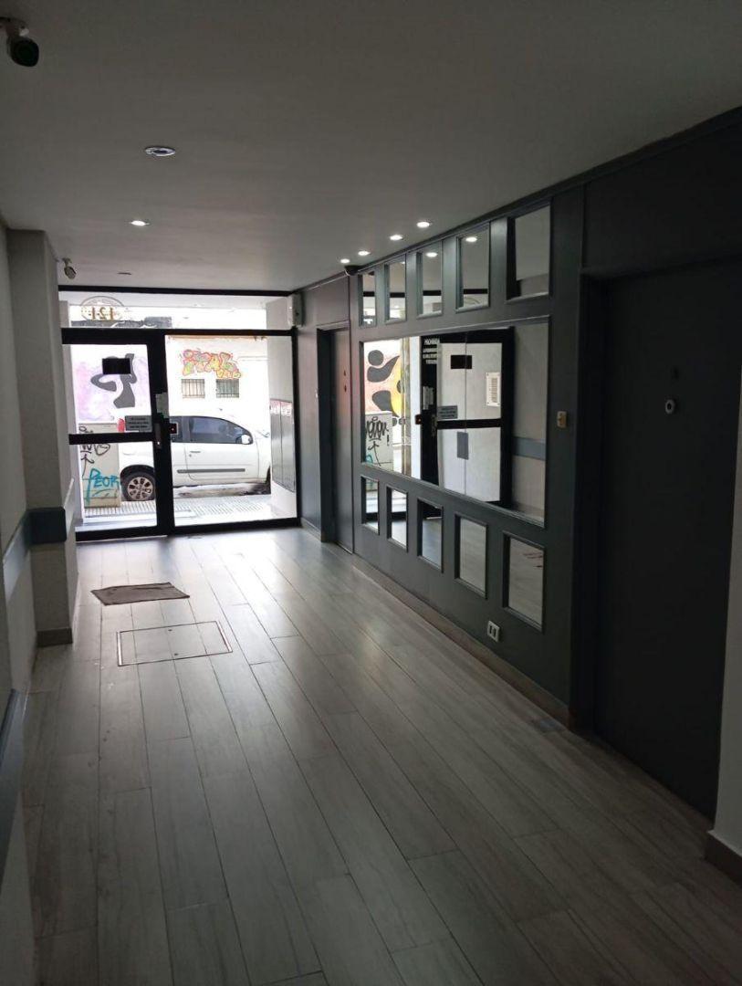 Foto de Departamento de 55 m² con 2 dormitorios en VENTA en Ramos Mejía, imagen 2