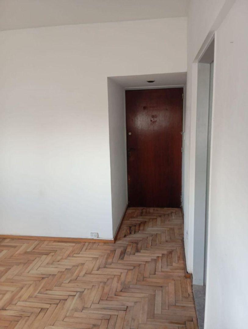 Foto de Departamento de 55 m² con 2 dormitorios en VENTA en Ramos Mejía, imagen 4