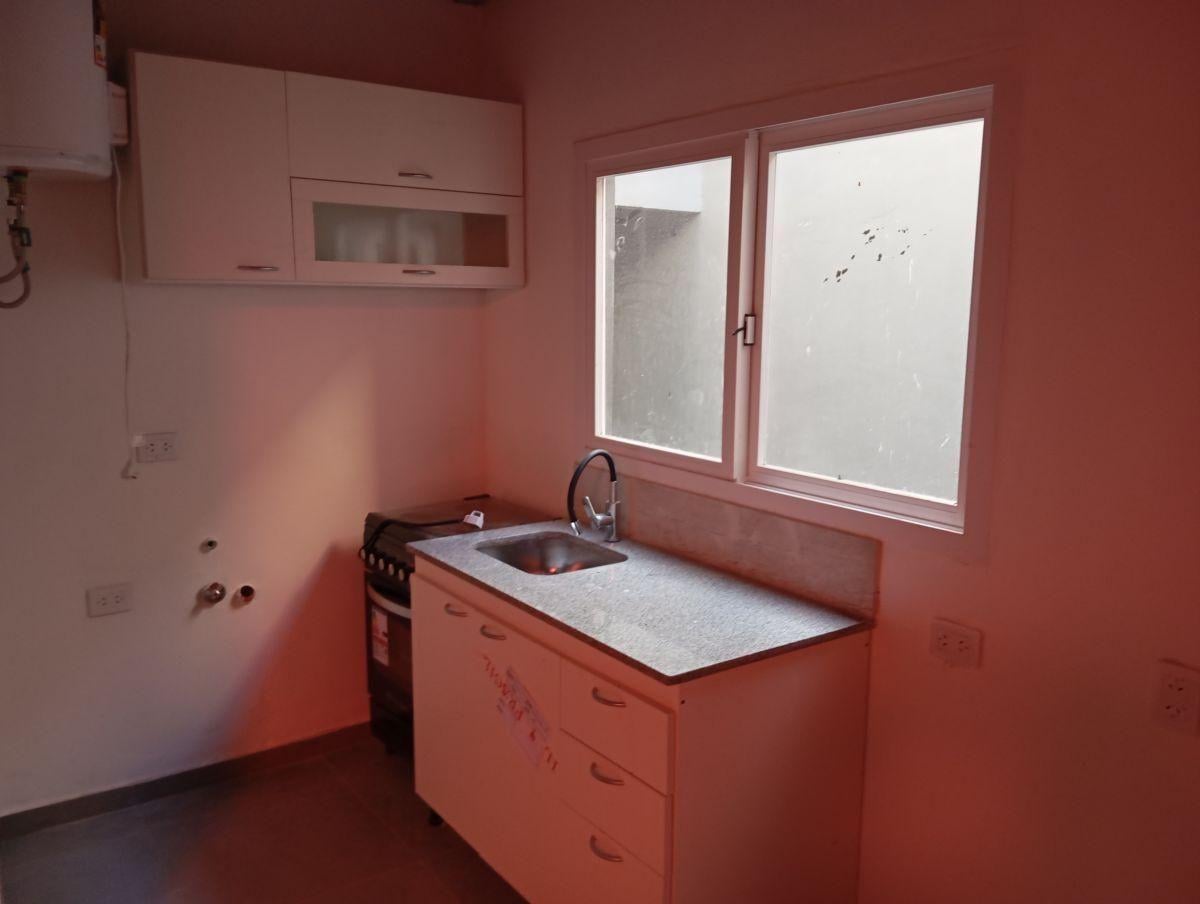 Foto de PH de 55 m2 con 1 dormitorio en alquiler en Haedo, imagen 4