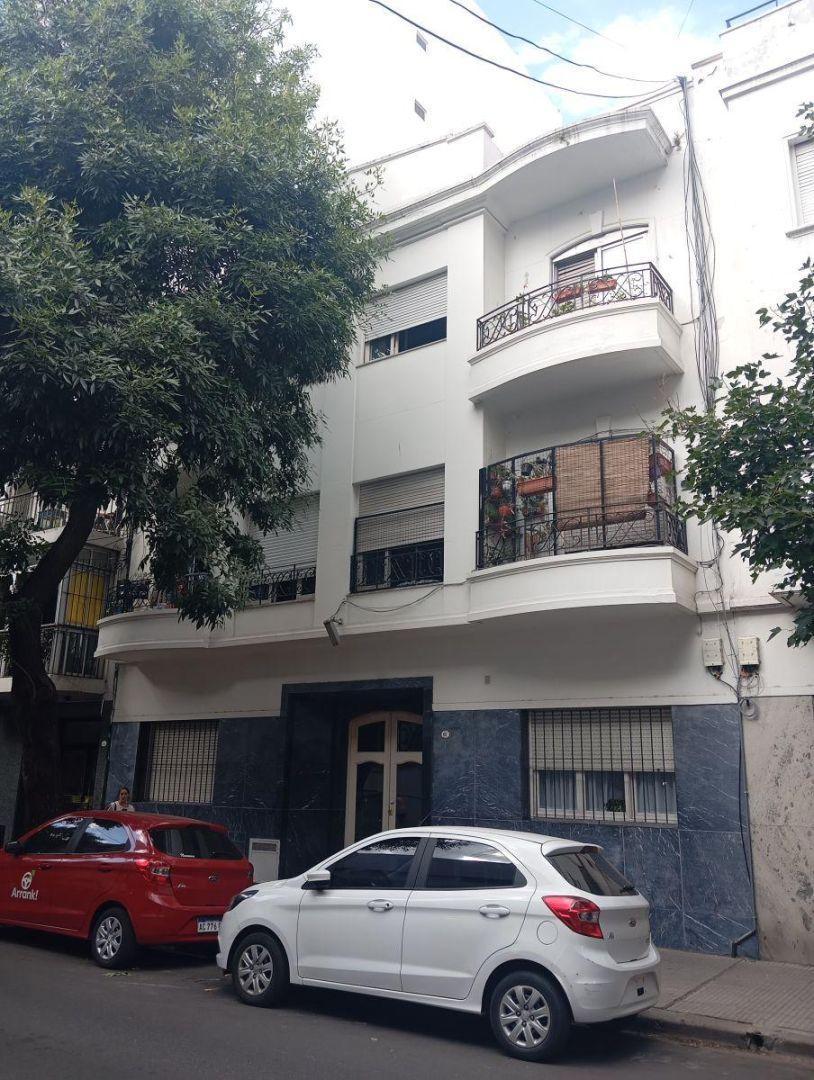 Foto de Departamento de 53 m² con 2 dormitorios en venta en Flores Norte, imagen 1