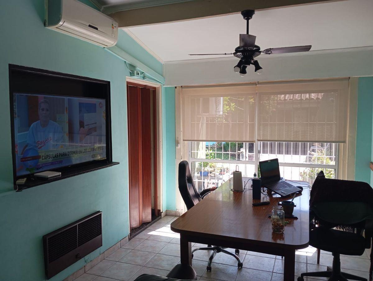 Foto de Haedo Sur. Chalet clásico 4 ambientes, imagen 3