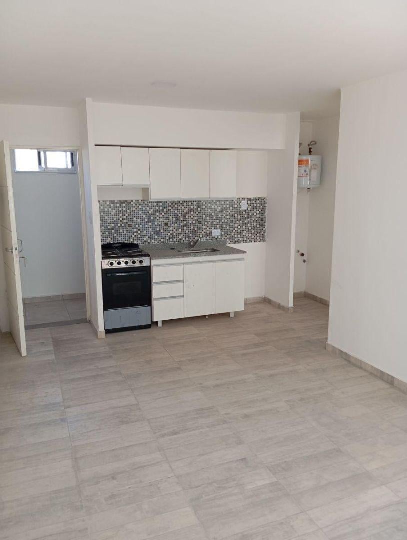 Foto de Departamento en alquiler en Haedo centro, imagen 3