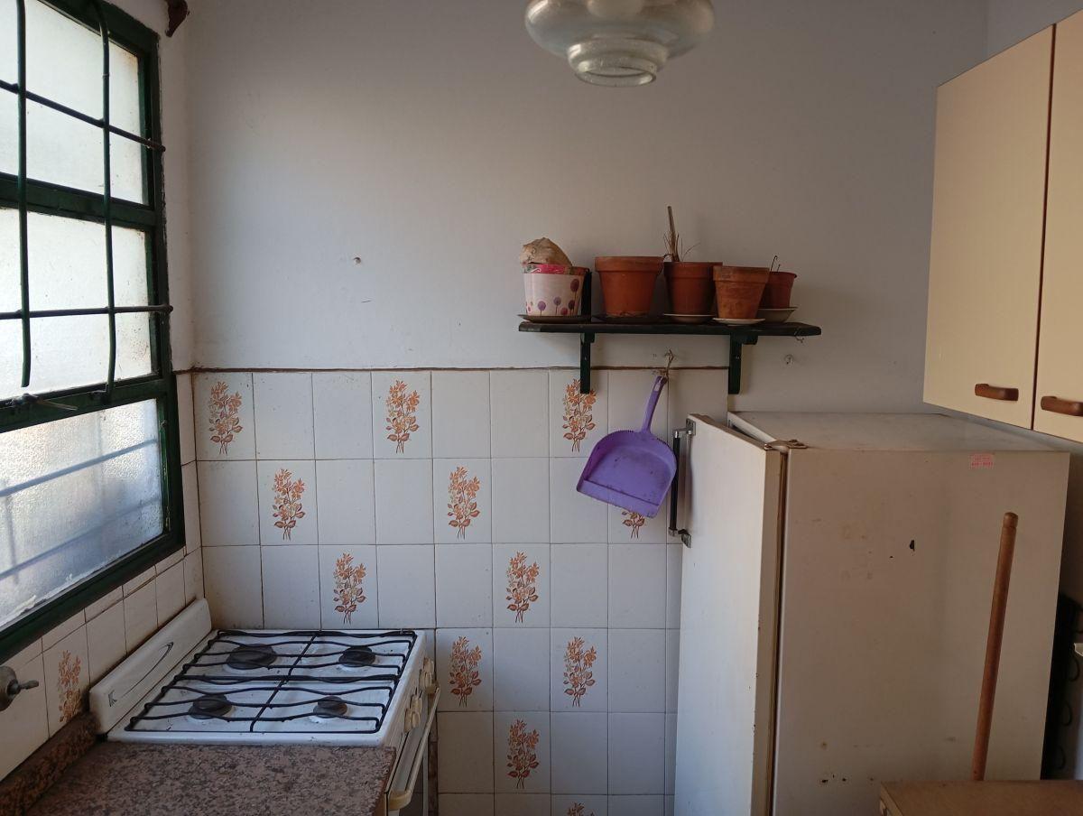 Foto de Departamento de 50 m2 con 2 dormitorios en venta en Haedo, imagen 4