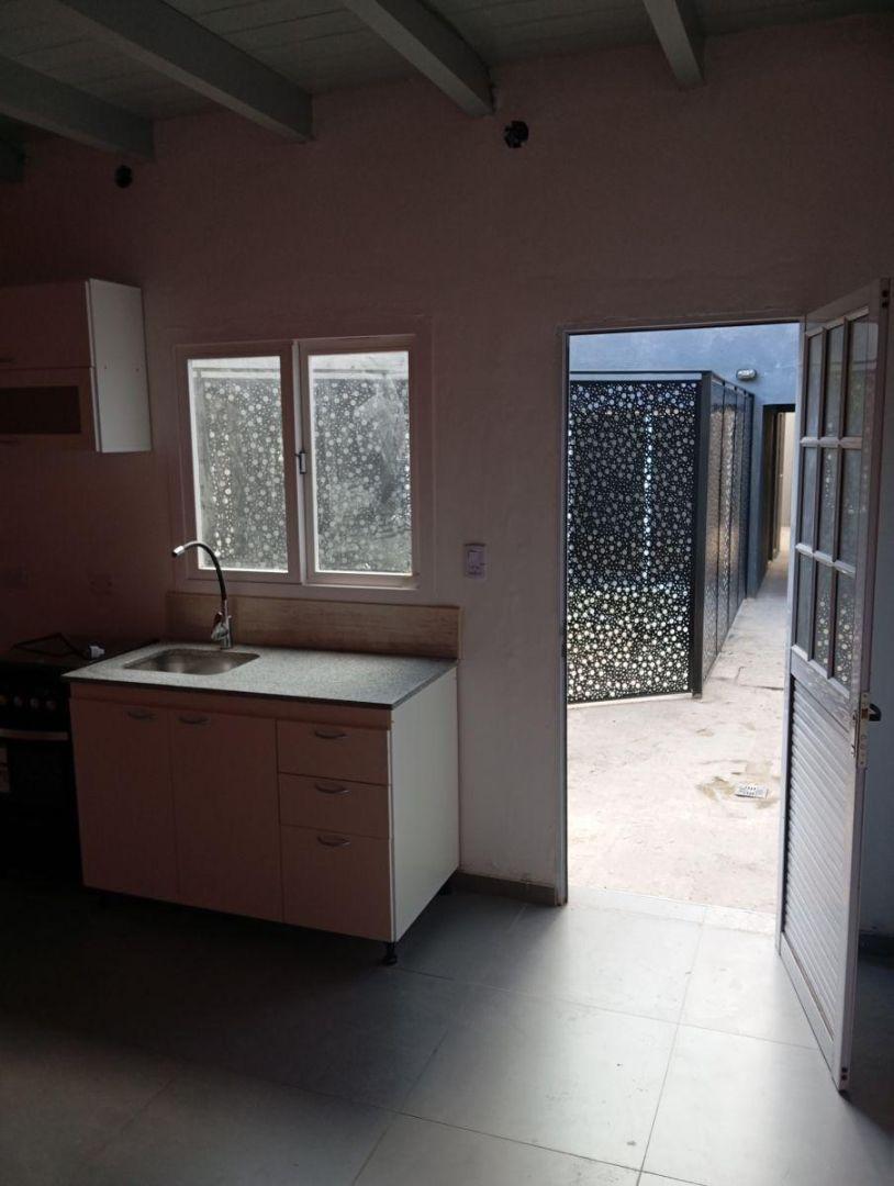 Foto de PH de 48 m2 con 1 habitación en alquiler en Haedo, imagen 3