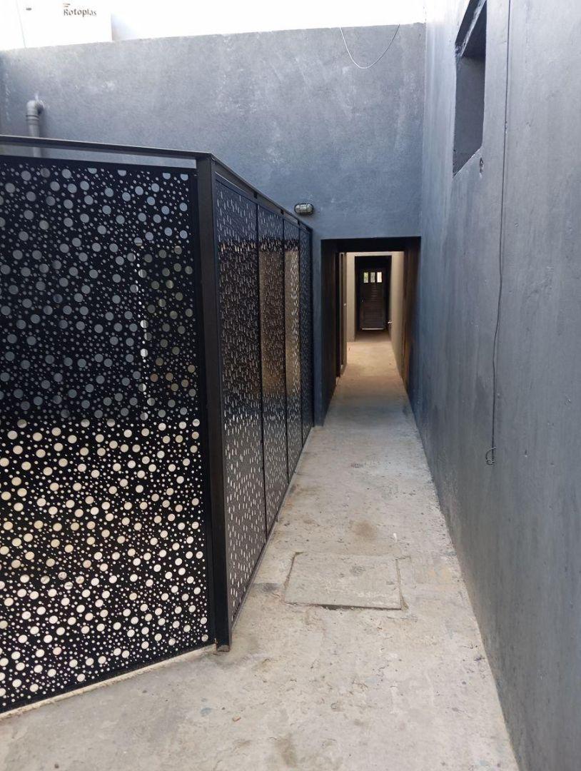 Foto de PH de 48 m2 con 1 habitación en alquiler en Haedo, imagen 1