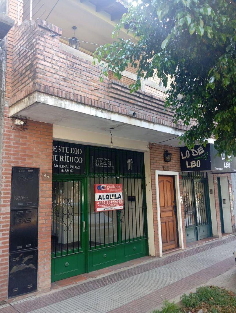 Foto de Local comercial en alquiler en Villa Luzuriaga, imagen 2