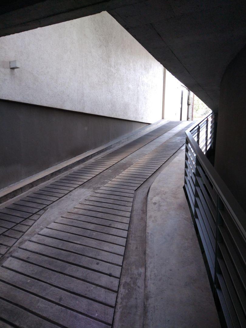 Foto de cochera cubierta Haedo Centro, imagen 2