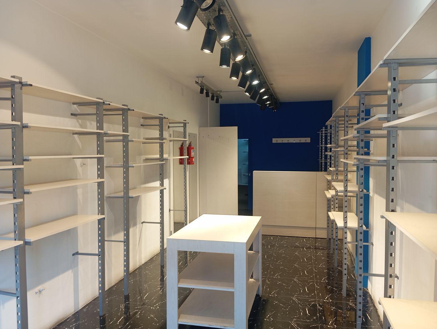 Foto de Local de 33 m² en alquiler en Haedo, imagen 1