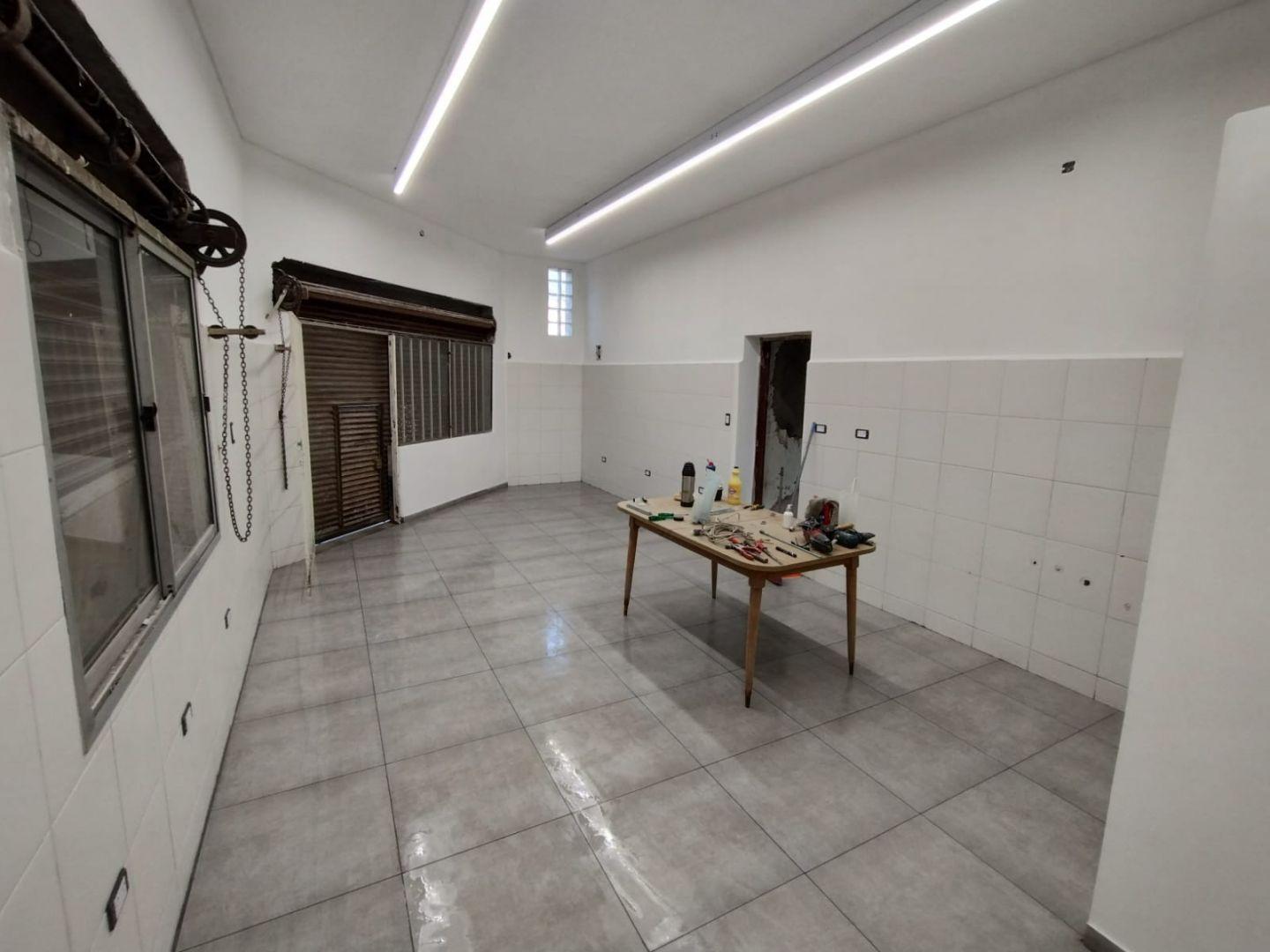 Foto de Local de 32 m² en alquiler en Haedo, imagen 5