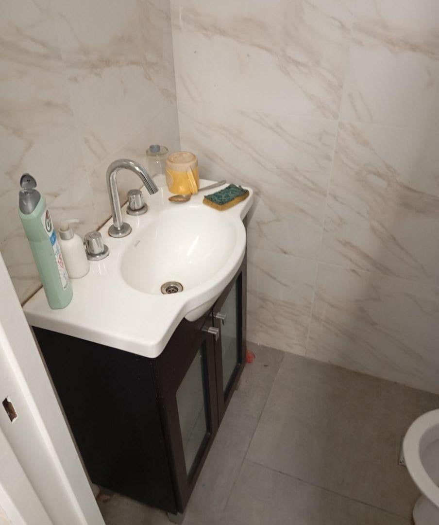 Foto de Local de 32 m² en alquiler en Haedo, imagen 4
