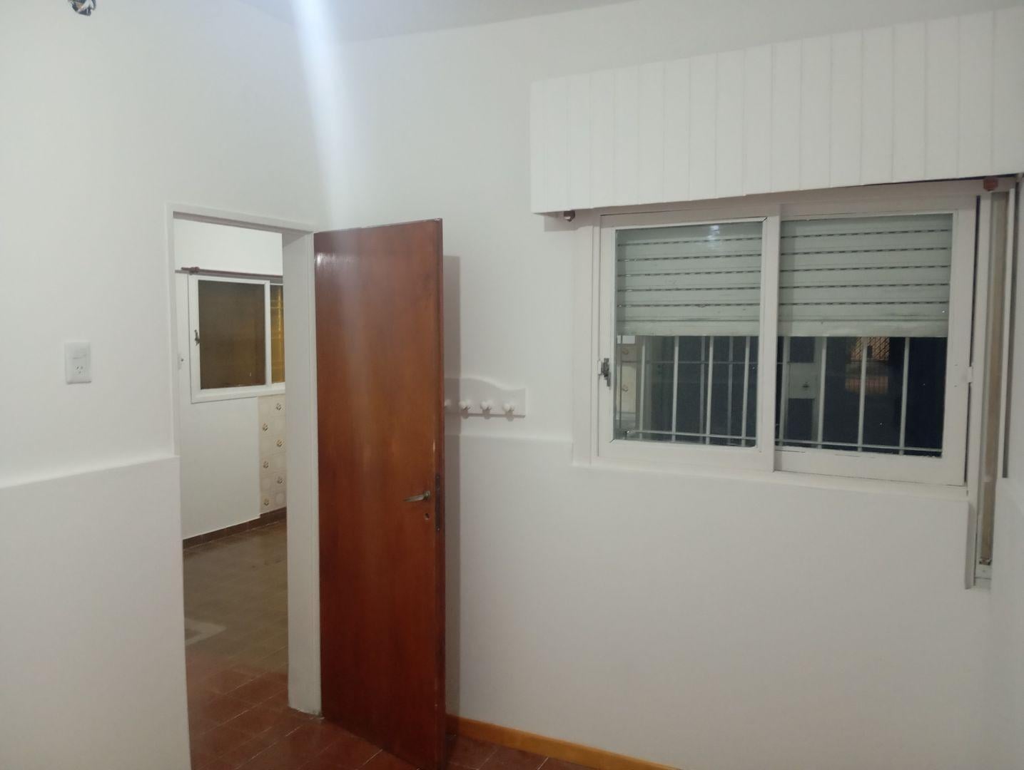 Foto de PH de 57 m² con 2 dormitorios en alquiler en Ramos Mejía, imagen 4