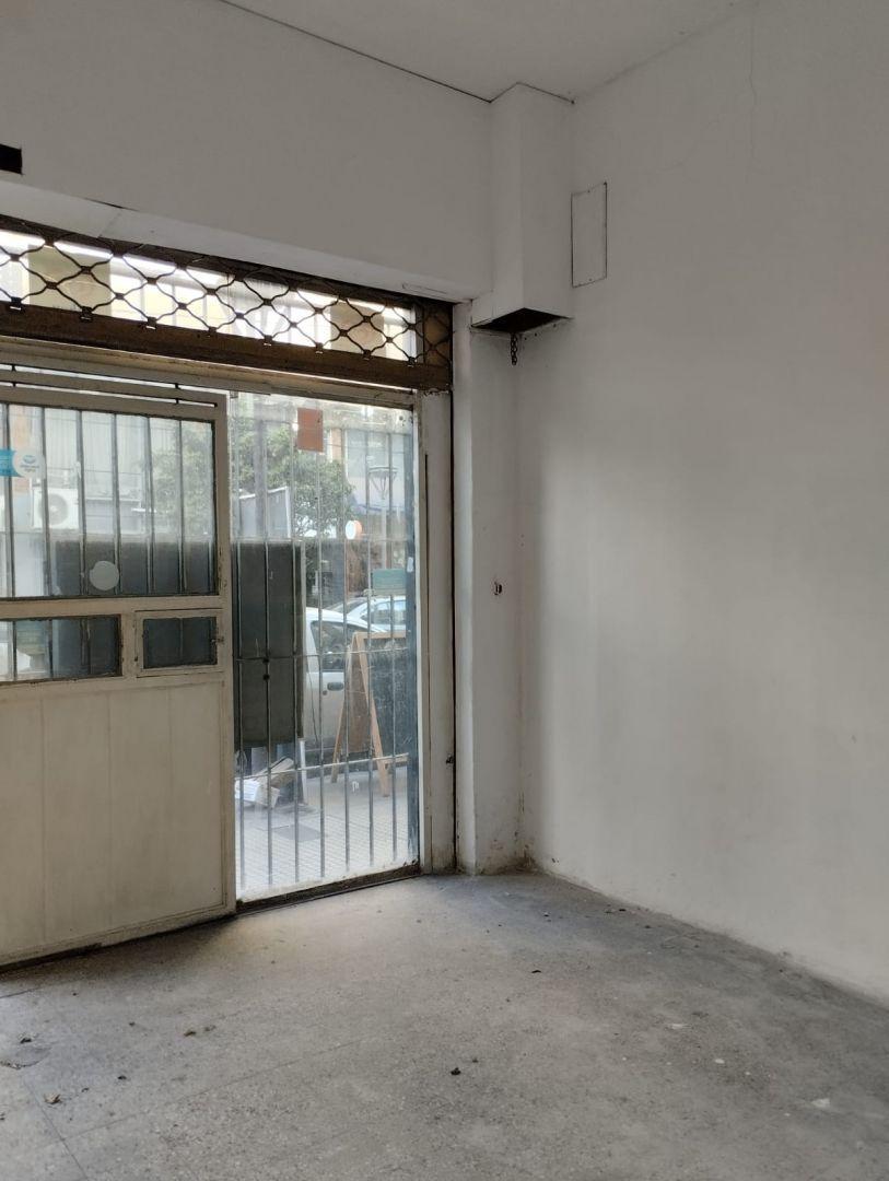 Foto de Local de 24 m² en alquiler en Haedo, imagen 3