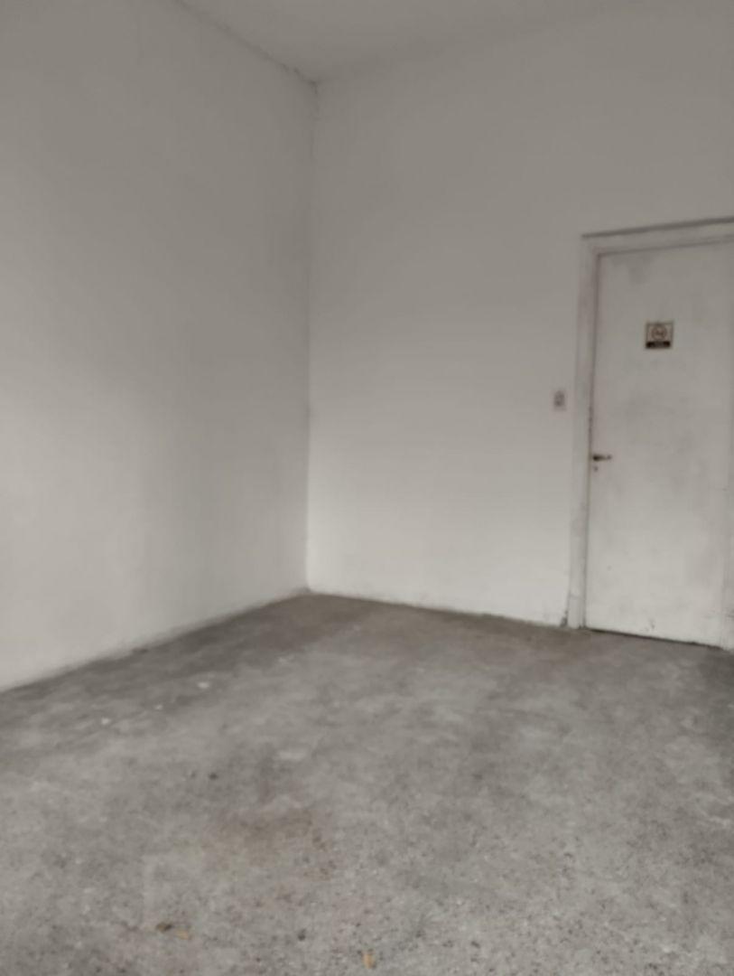 Foto de Local de 24 m² en alquiler en Haedo, imagen 5