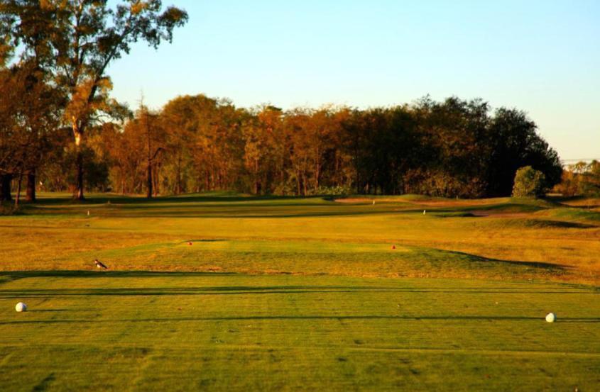 Foto de RBS. AMPLIO LOTE EN VENTA, BARRIO MEDAL COUNTRY CLUB, PILAR, imagen 2