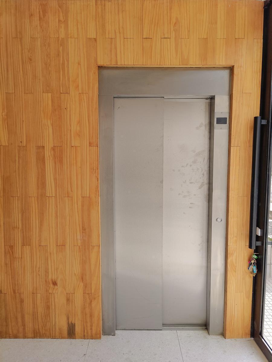 Grv - Venta Excelente Semipiso Loft Terraza Privada - Edificio Paunero - Muñiz - San Miguel 2