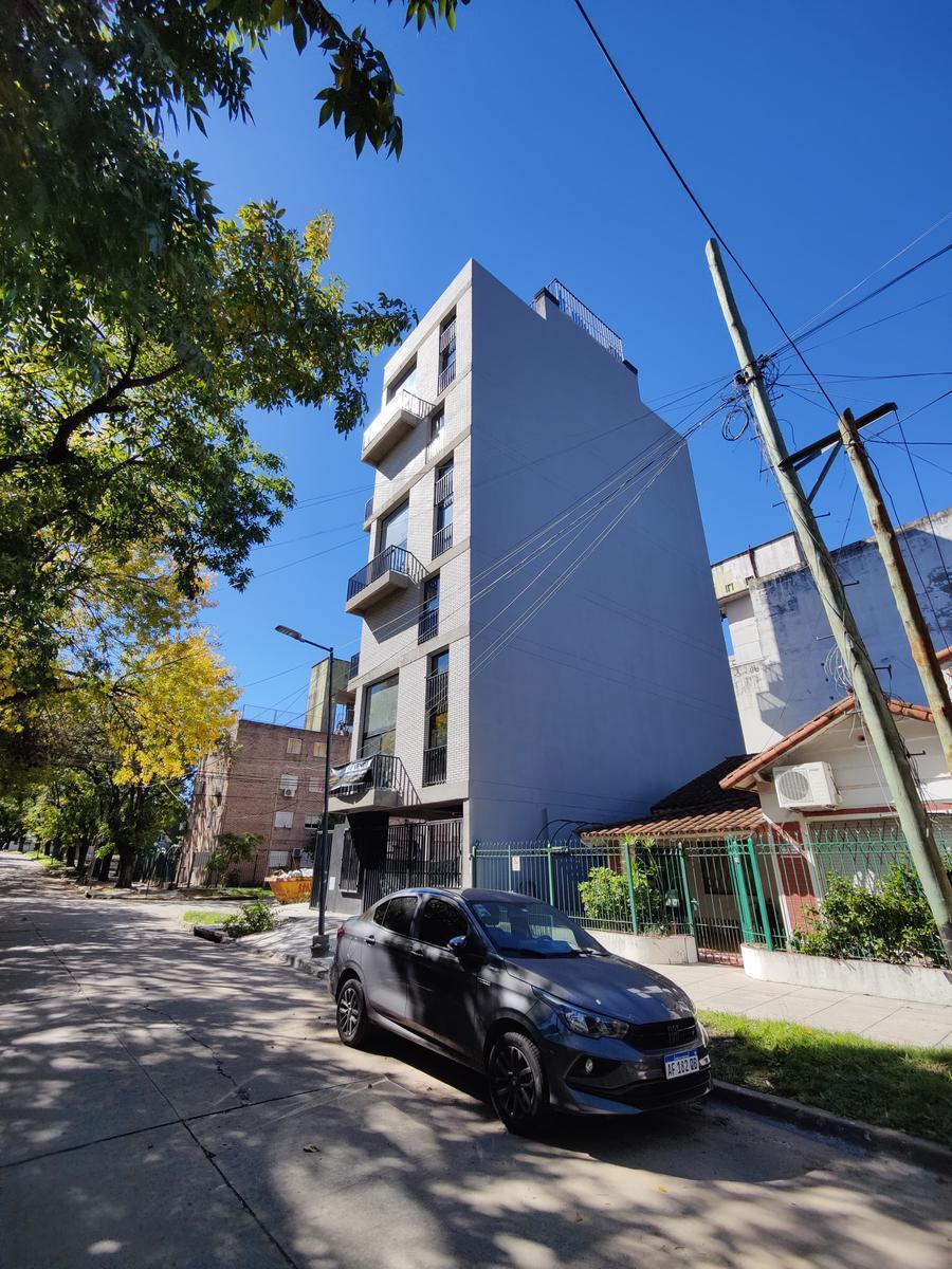 Excelente Semipiso en Venta Tipo Loft con Terraza Privada en Edificio Paunero - Muñiz - San Miguel 3