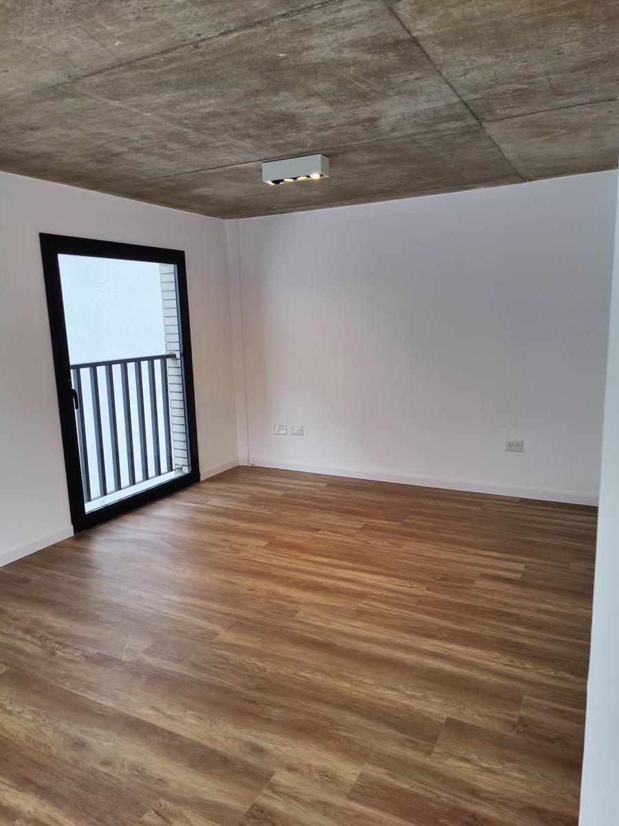 Ava - Venta Excelente Semipiso en Edificio Paunero - Muñiz - San Miguel 3