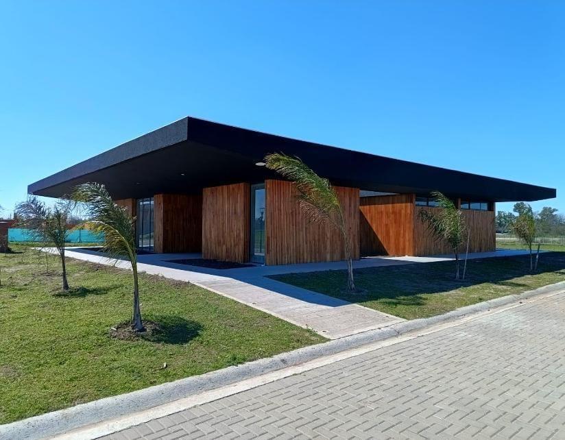 RBS. Excelente lote en barrio Village Plaza. Bella Vista.