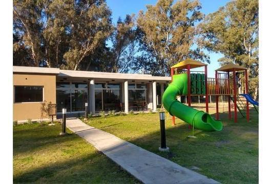 Foto de Hermoso lote en venta en Santa Emilia, Pilar del Este, imagen 2