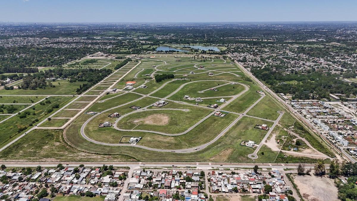 Imperdible Lote en Venta en Barrio Village Plaza, Pueblo Vista, Bella Vista 2