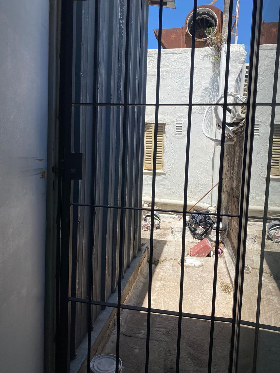 Excelente Local Comercial y Oficinas en Pleno Microcentro de San Miguel, Bs As 2