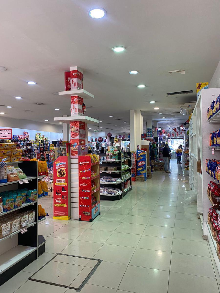 Excelente Local Comercial y Oficinas en Pleno Microcentro de San Miguel, Bs As 1