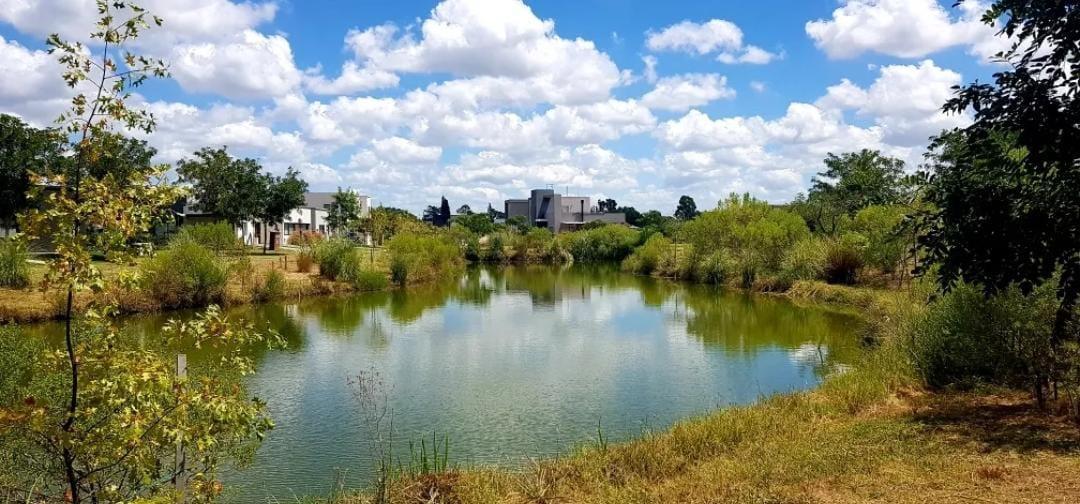 RBS. HERMOSO LOTE INTERNO CENTRAL EN SAN RAMON, PILAR DEL ES