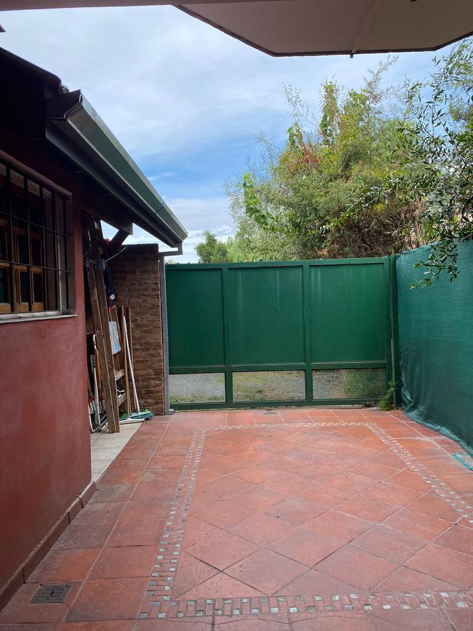 Excelente Casa Triplex Venta de 4 Ambientes - Muñiz, San Miguel 1