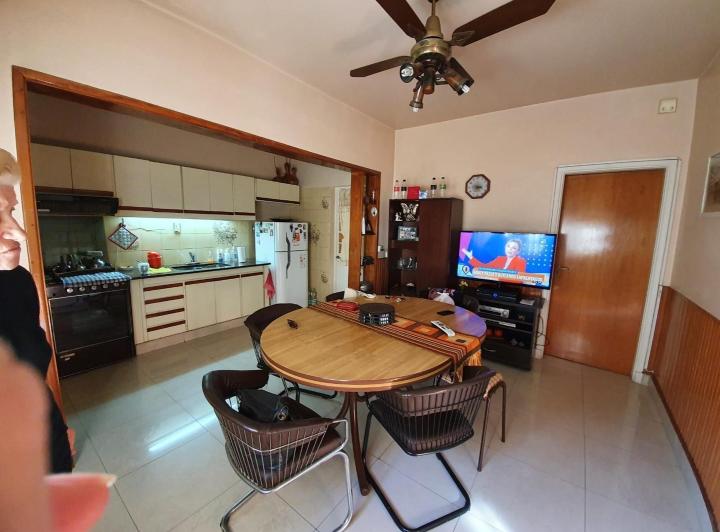 MLM. Increíble casa en venta en Caseros 4