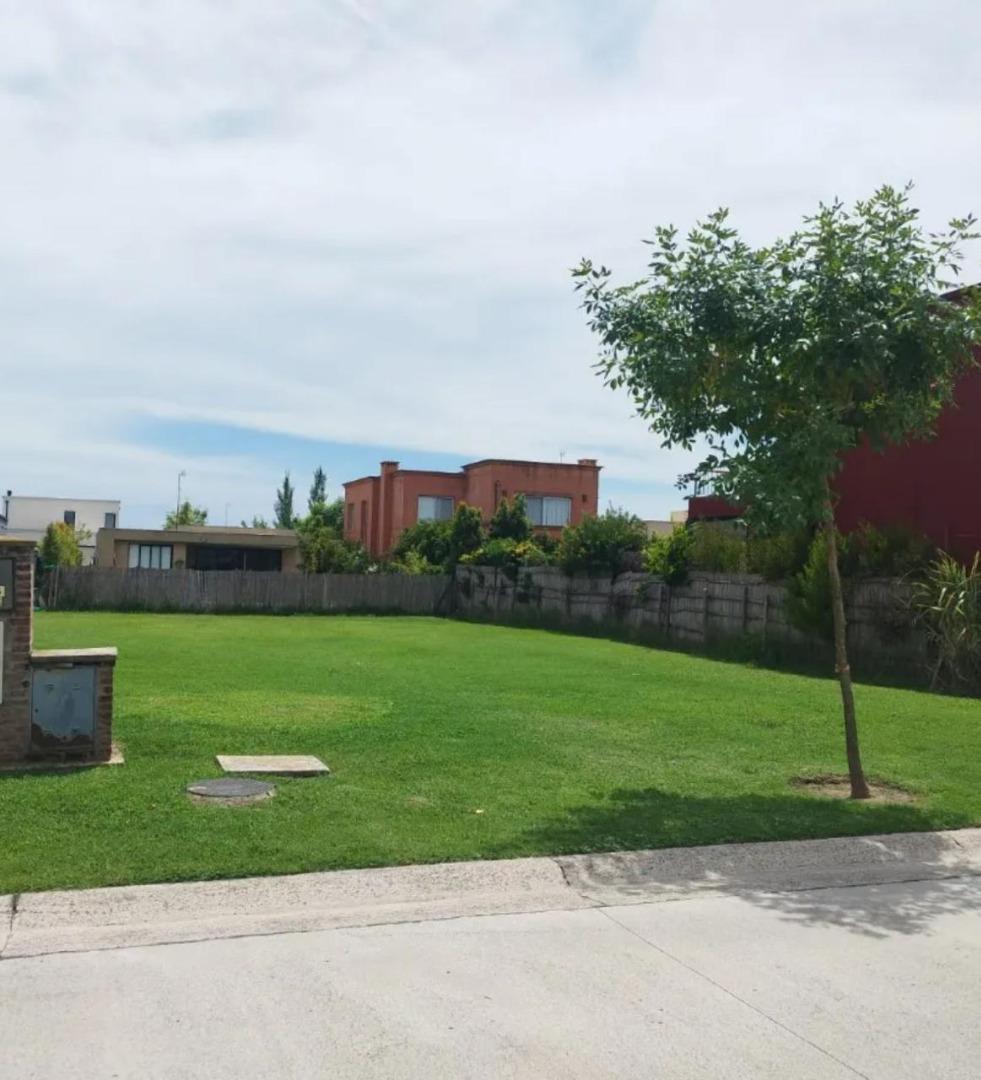 MMC. Espectacular lote con amarra en Vila Marina I, Tigre