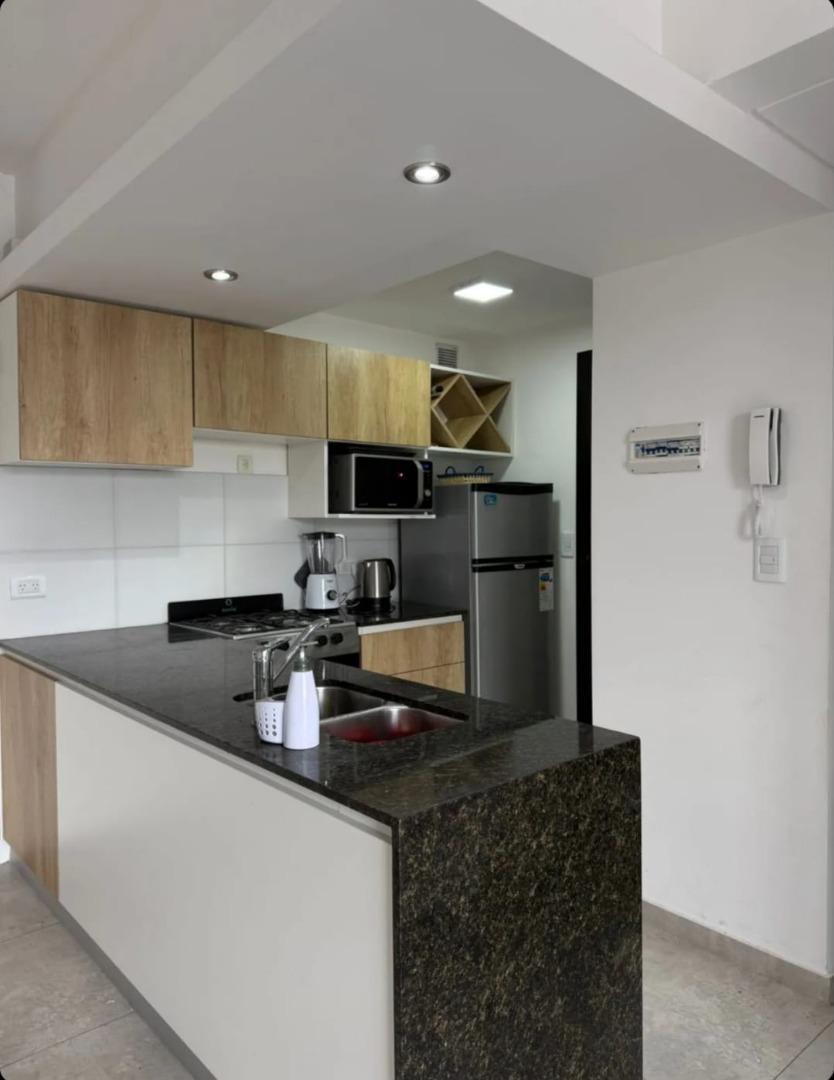 Foto de LSH. HERMOSO DPTO 2 AMBIENTES 2 COCHERA SE PUEDE FINANCIAR,, imagen 3