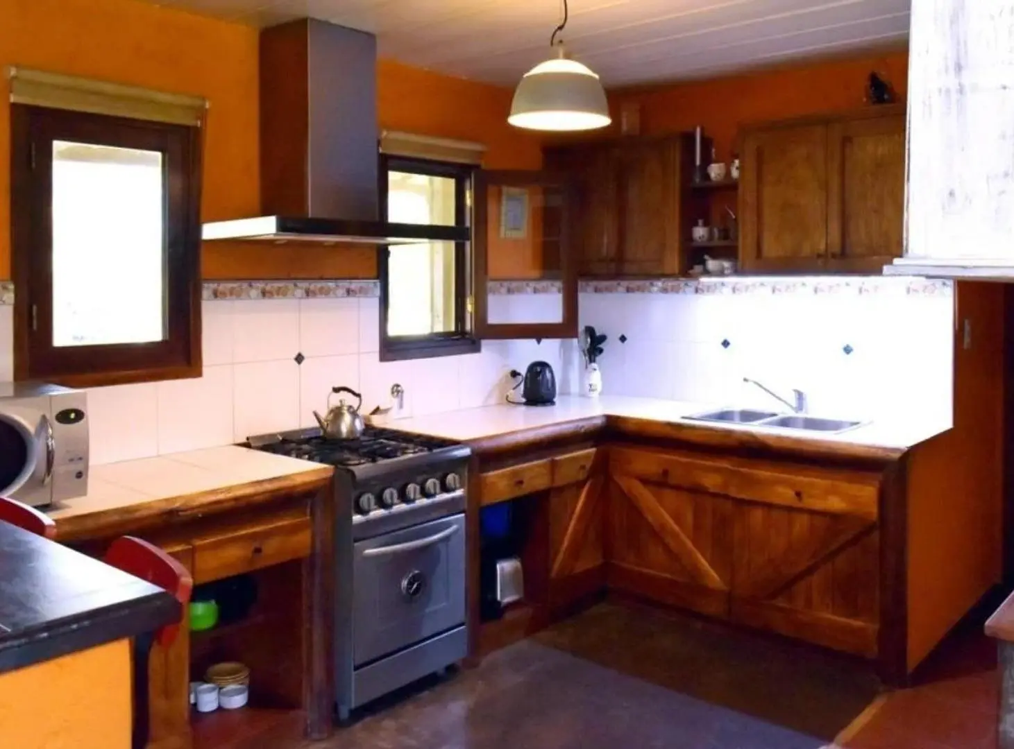 ORR. Venta Casa Multifamiliar 3 Triplex con Quincho y Pileta 5