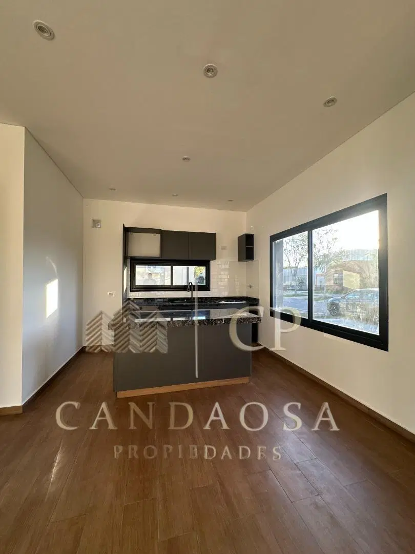 GLM. VENTA IMPECABLE CASA B SAN RAMON, PILAR DEL ESTE 3