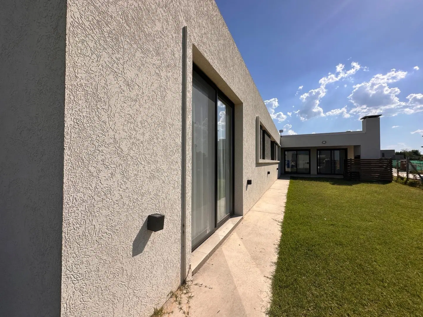 gs Casa Venta una PLANTA B,cerrado Pilar del Este 3