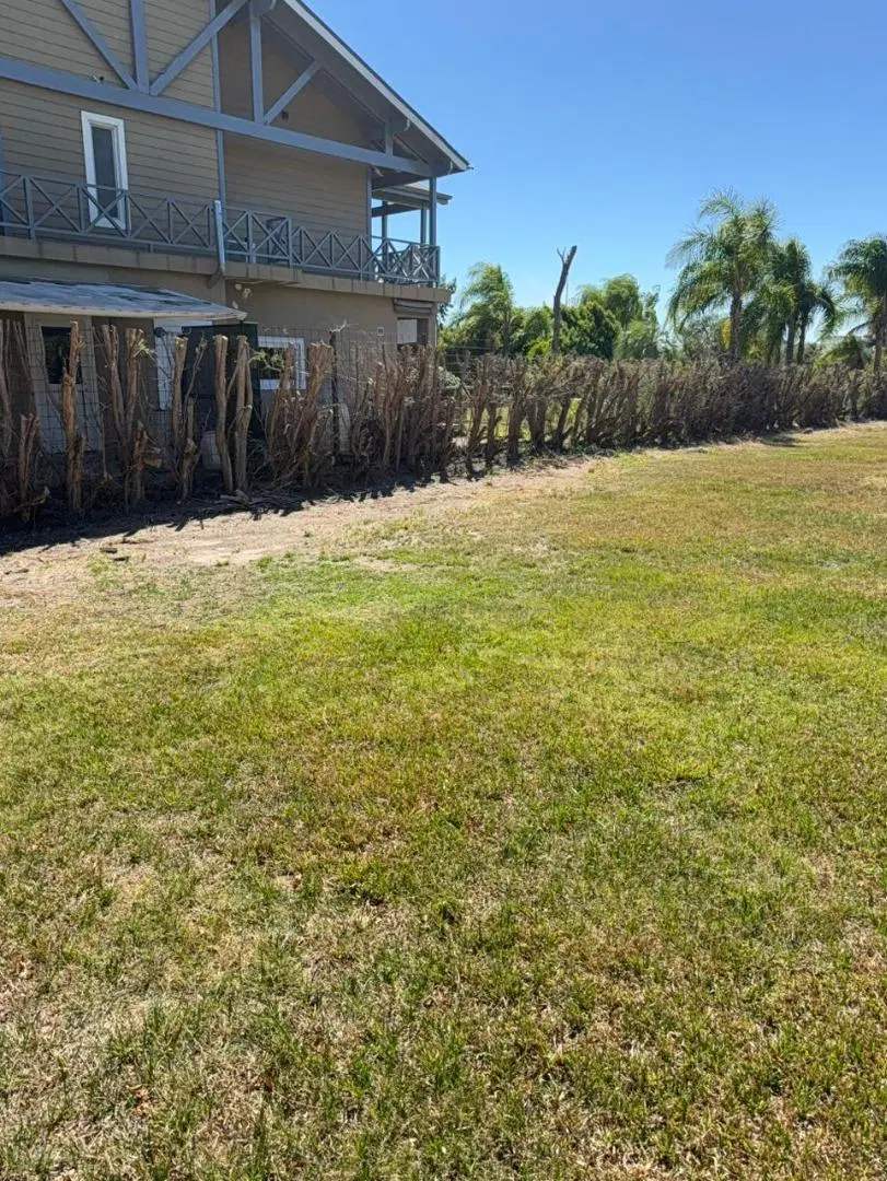 OLG. Espectacular Lote al Rio en Santa Catalina 4
