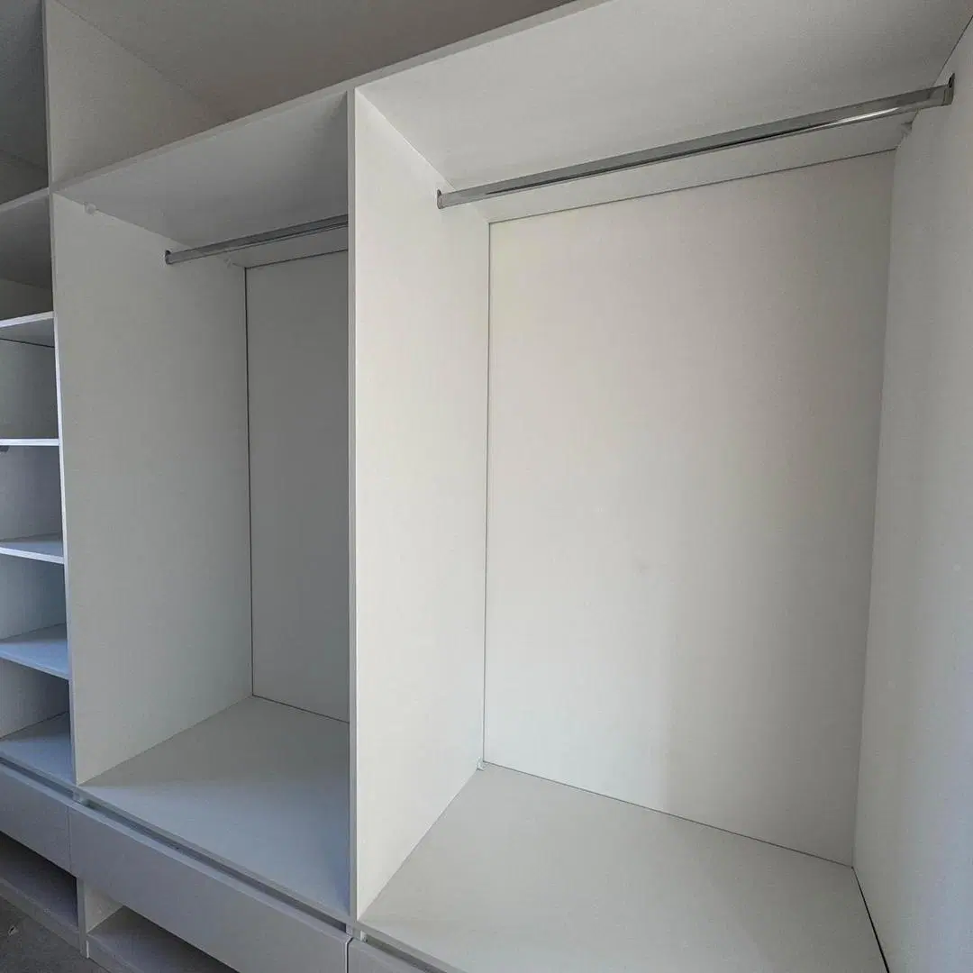 ADG. Excelente casa a estrenar en Barrio Monet 5
