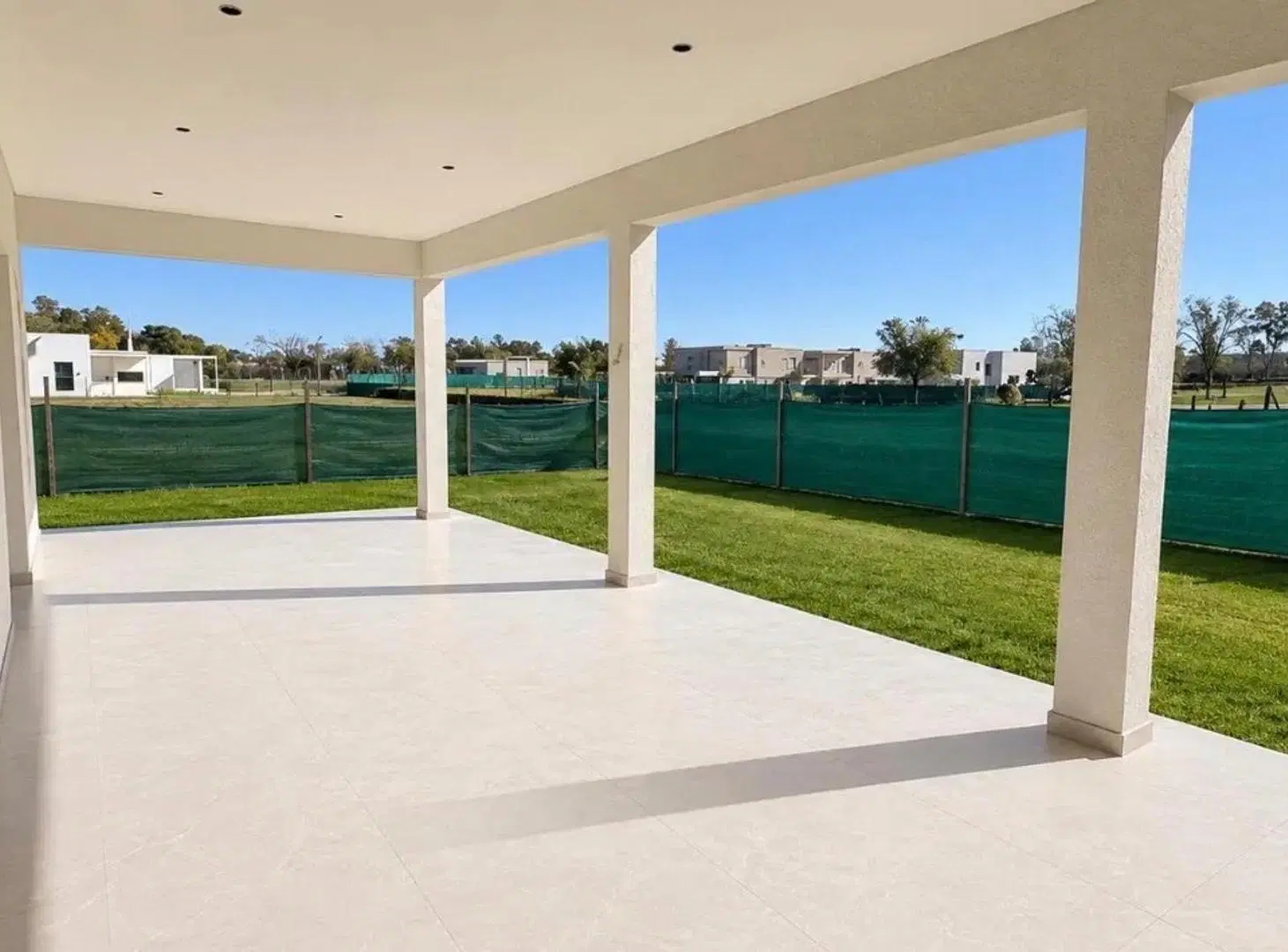 Gs Casa Venta con Pileta Barrio Santa Sofía 5