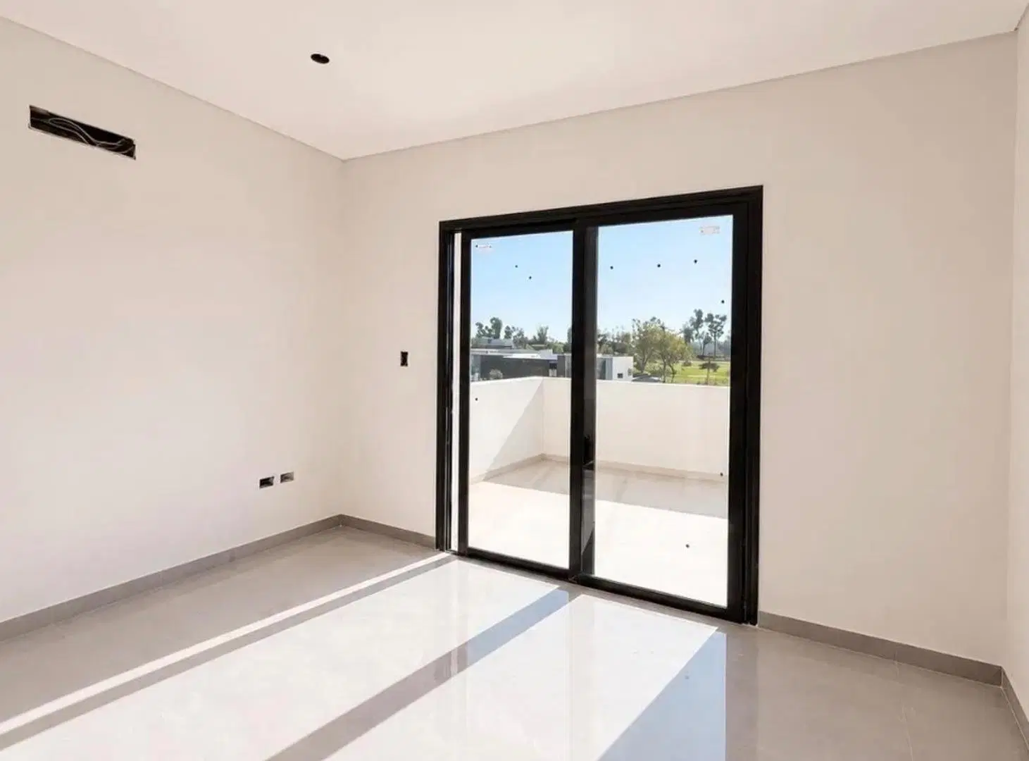 Gs Casa Venta con Pileta Barrio Santa Sofía 2