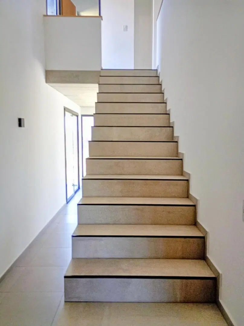 Mgm. Oportunidad! Hermosa casa en Venta en El Naudir 2