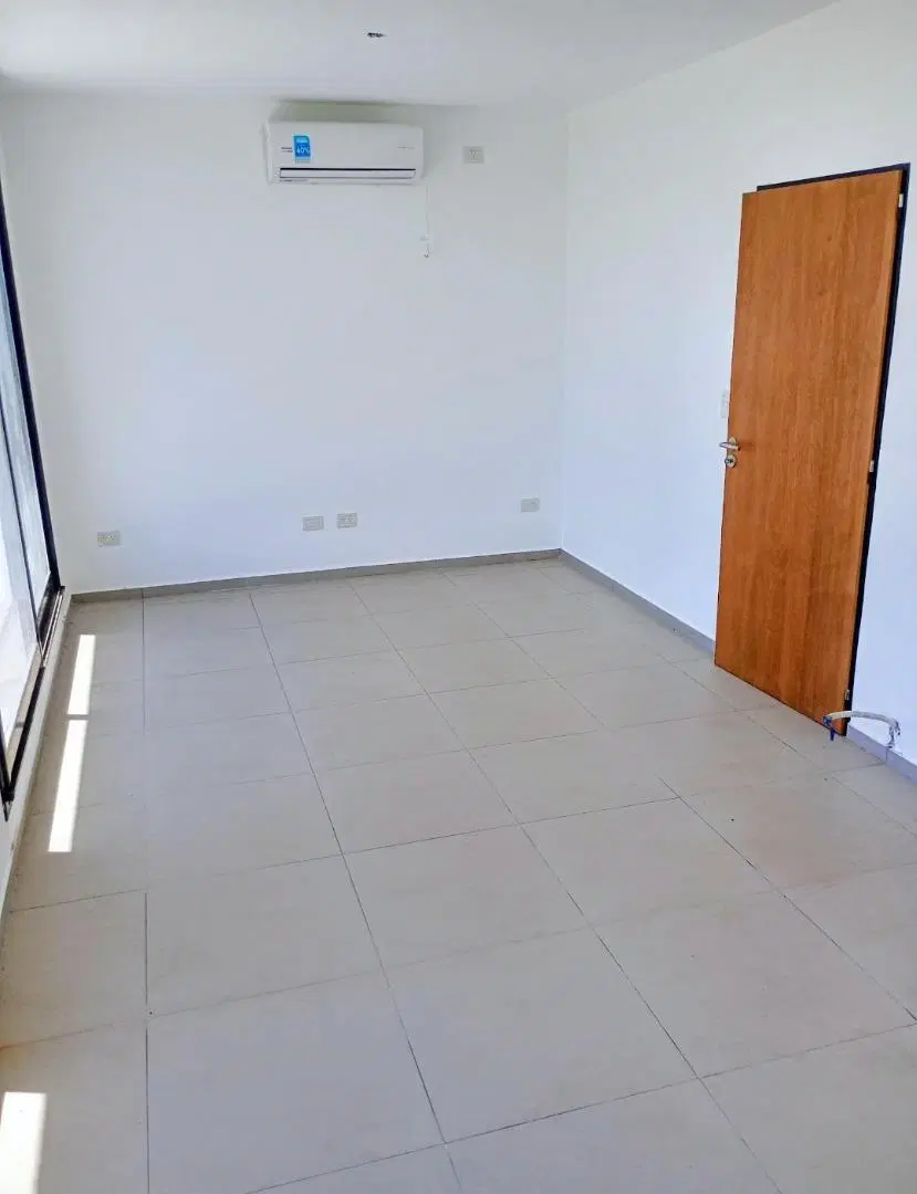 Mgm. Oportunidad! Hermosa casa en Venta en El Naudir 5