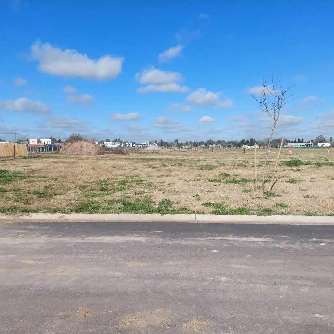 NEV. Venta lote interno en Santa Sofia - Pilar del Este 4
