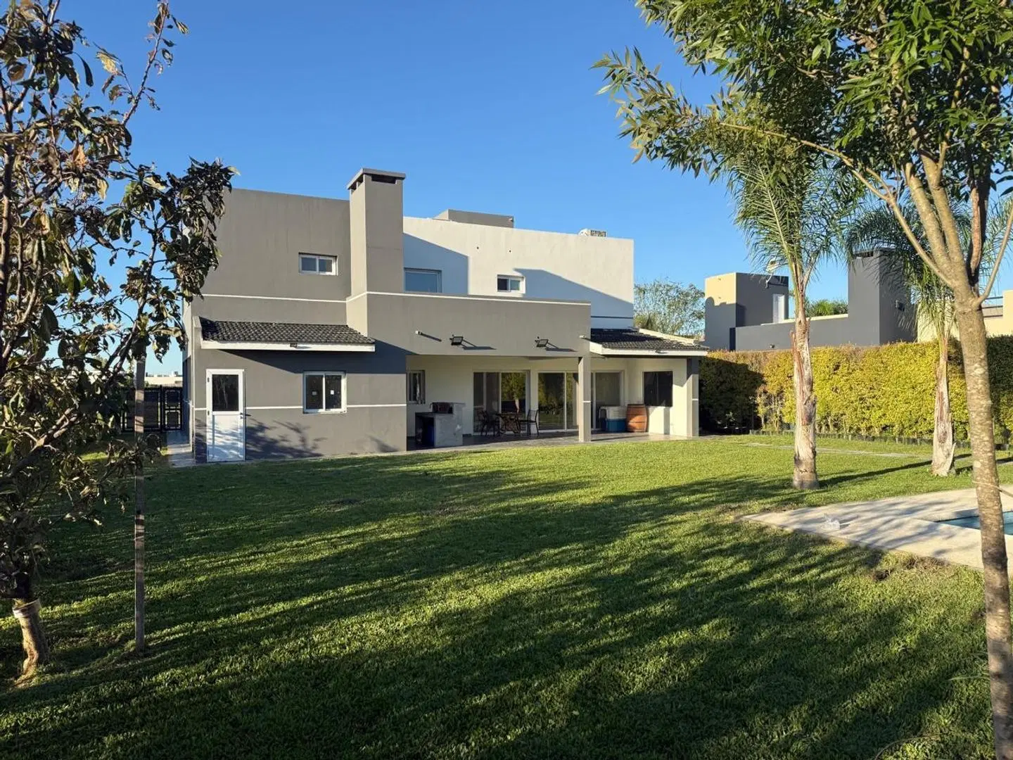 NVR.VENTA DE CASA AREA 6  EN SAN SEBASTIAN PILAR 3