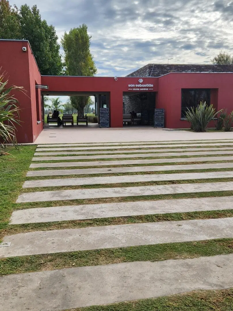 NVR.VENTA LOTE SAN SEBASTIAN AREA 8 PILAR 4